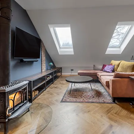 Cozy Penthouse Lejlighed Vilnius Eksteriør billede