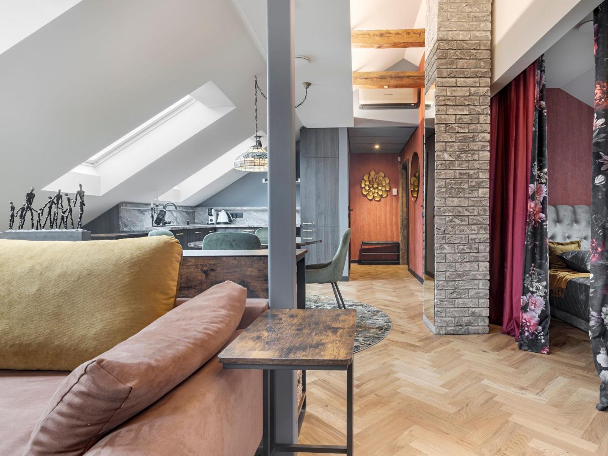 Cozy Penthouse * VNO